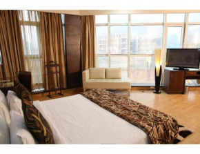 AMR Hotel, Katra